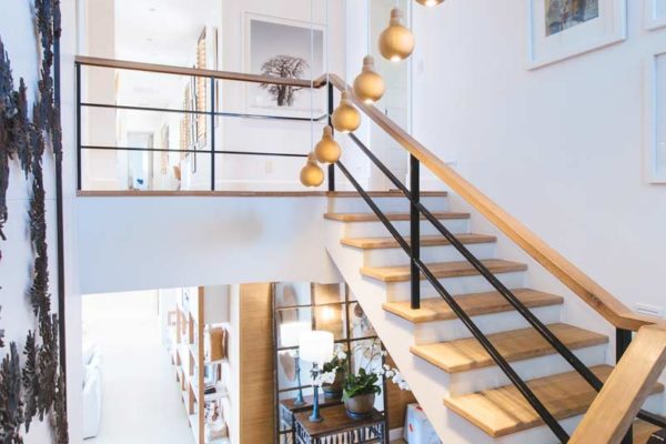 property image display staircase